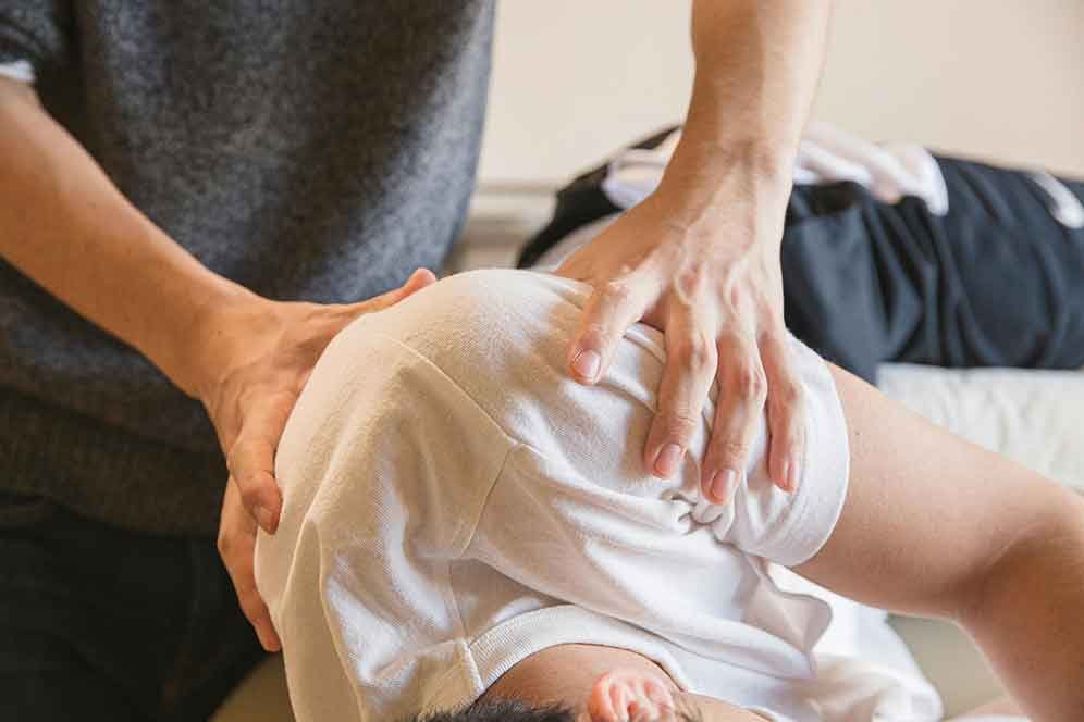 Greenshield vs Manulife - Which Covers More for Chiropractic Care in Canada